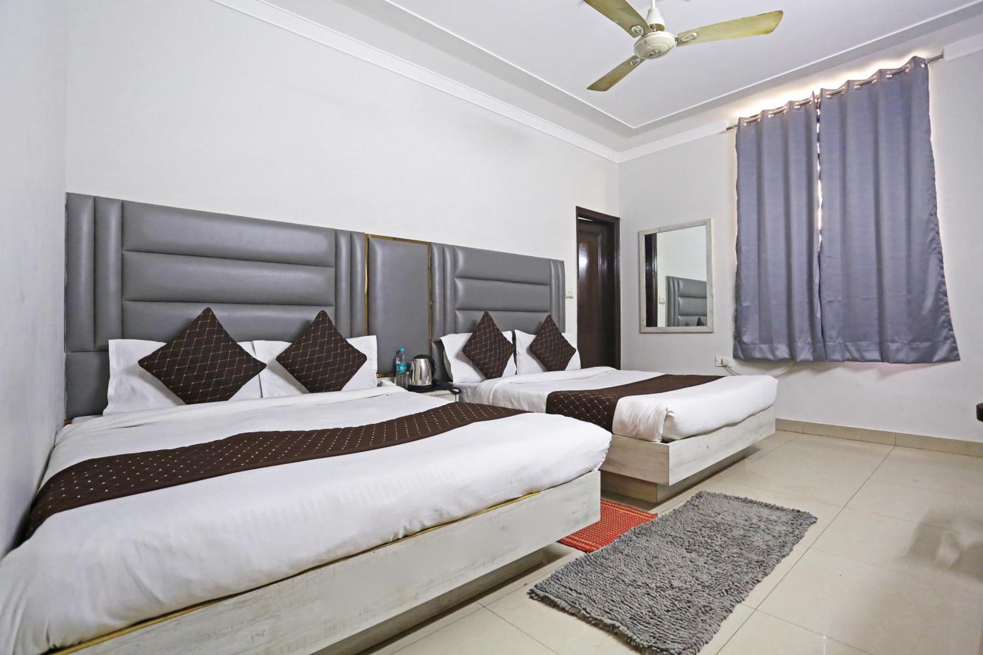 Hotel Ratandeep At Paharganj ニューデリー エクステリア 写真